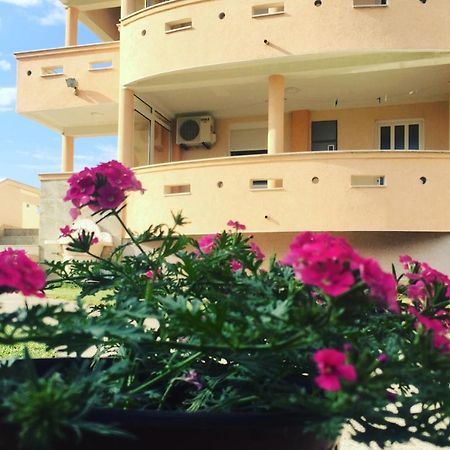 Apartments Vali Ulcinj Exterior foto